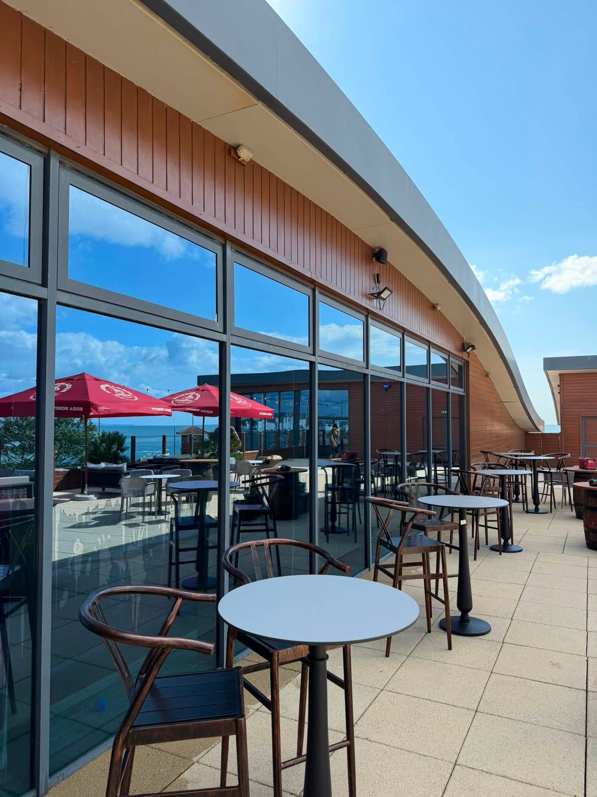 Ocean outdoor seating terrace